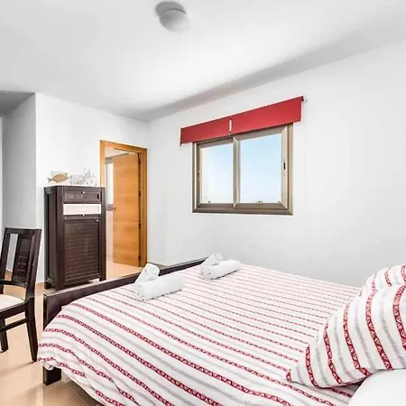 Sleeps 8 Pool Air Con Wifi Villa Cala en Bosc