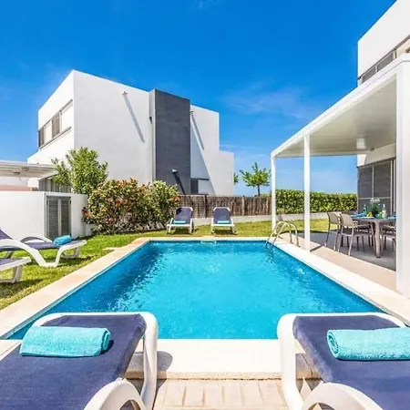 Sleeps 8 Pool Air Con Wifi Villa Cala en Bosc